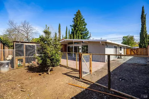 View/Area - 4070 Wilson Ln, Concord, CA 94521 photo 1 of 13