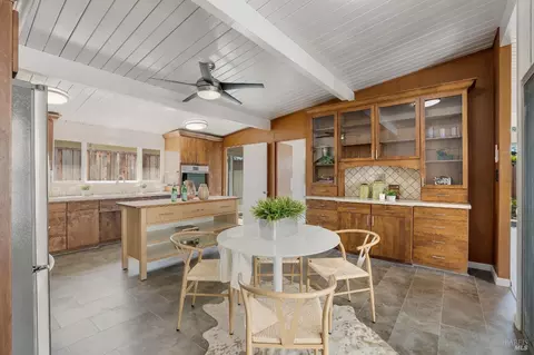 Dining - 4070 Wilson Ln, Concord, CA 94521 photo 6 of 8