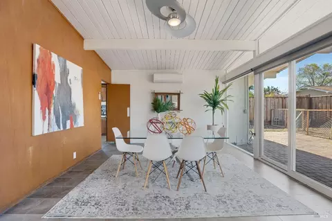Dining - 4070 Wilson Ln, Concord, CA 94521 photo 2 of 8