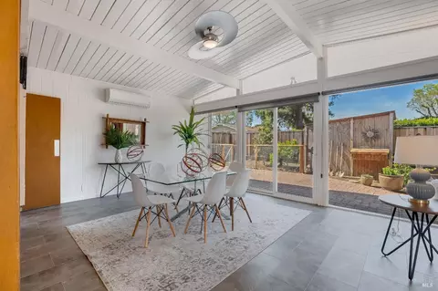 Dining - 4070 Wilson Ln, Concord, CA 94521 photo 1 of 8