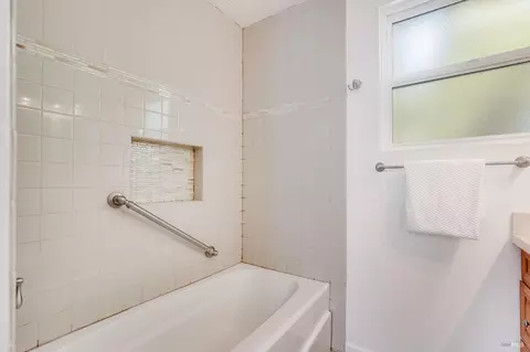 Bath - 4070 Wilson Ln, Concord, CA 94521 photo 7 of 7