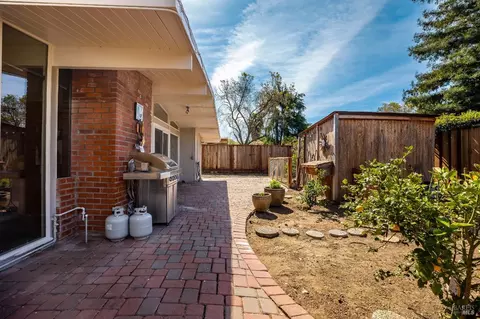 Exterior - 4070 Wilson Ln, Concord, CA 94521 photo 13 of 22