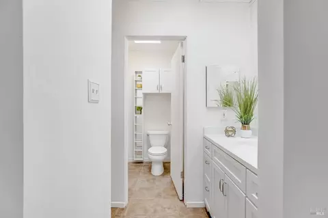 Bath - 4070 Wilson Ln, Concord, CA 94521 photo 1 of 7