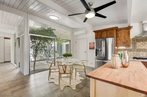Kitchen - 4070 Wilson Ln, Concord, CA 94521 photo 2 of 7