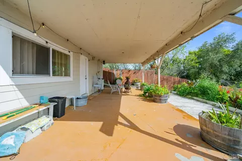 Exterior - 32 Frey Pl, Vallejo, CA 94590 photo 5 of 11