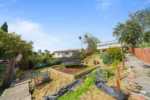 Exterior - 32 Frey Pl, Vallejo, CA 94590 photo 9 of 11