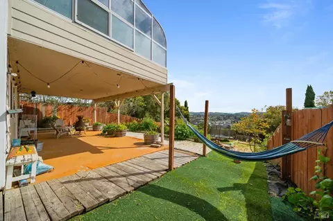 Exterior - 32 Frey Pl, Vallejo, CA 94590 photo 6 of 11