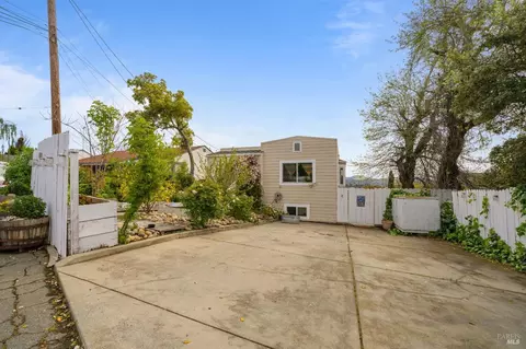 Exterior - 32 Frey Pl, Vallejo, CA 94590 photo 3 of 11