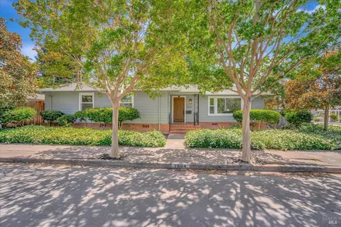 1604 El Rancho Way, Santa Rosa, CA 95404