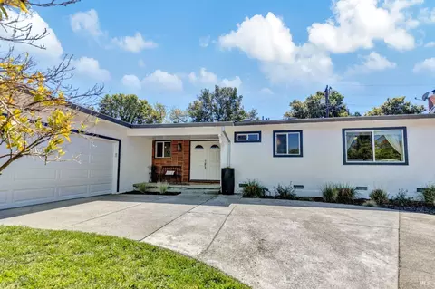 Exterior - 3469 Meadowbrook Dr, Napa, CA 94558 photo 9 of 14
