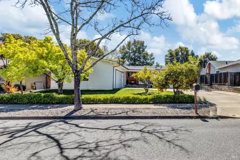 Exterior - 3469 Meadowbrook Dr, Napa, CA 94558 photo 10 of 14