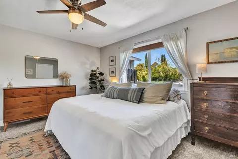 Bedroom - 3469 Meadowbrook Dr, Napa, CA 94558 photo 5 of 8