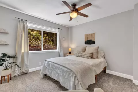 Bedroom - 3469 Meadowbrook Dr, Napa, CA 94558 photo 2 of 8
