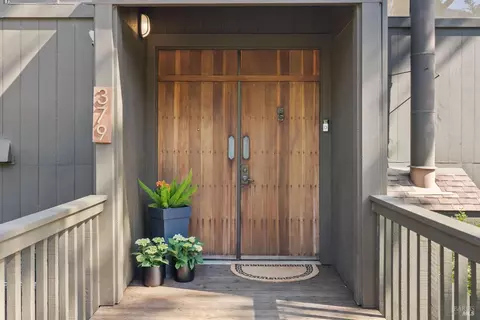 Entry Way - 379 County View Dr, Mill Valley, CA 94941 photo 2 of 3