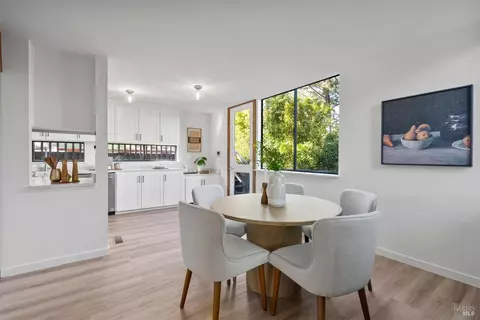 Dining - 379 County View Dr, Mill Valley, CA 94941 photo 2 of 6