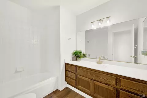 Bath - 2249 Marshall Rd, Vacaville, CA 95687 photo 1 of 4