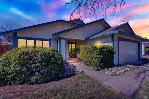 Exterior - 2249 Marshall Rd, Vacaville, CA 95687 photo 31 of 32