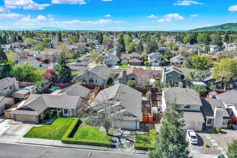 View/Area - 2249 Marshall Rd, Vacaville, CA 95687 photo 3 of 12