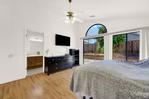 Bedroom - 2249 Marshall Rd, Vacaville, CA 95687 photo 10 of 12