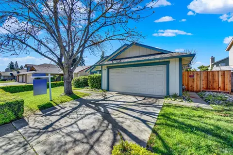 Exterior - 2249 Marshall Rd, Vacaville, CA 95687 photo 10 of 32