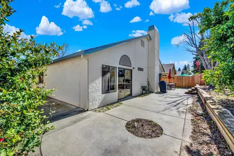 Exterior - 2249 Marshall Rd, Vacaville, CA 95687 photo 25 of 32