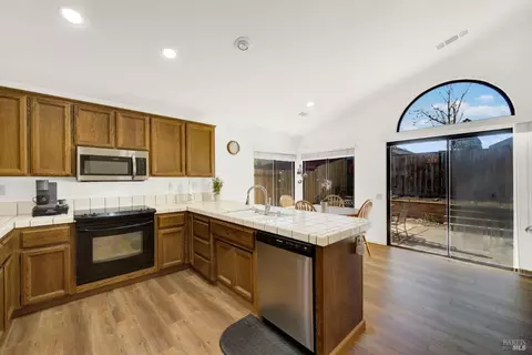 Kitchen - 2249 Marshall Rd, Vacaville, CA 95687 photo 2 of 8