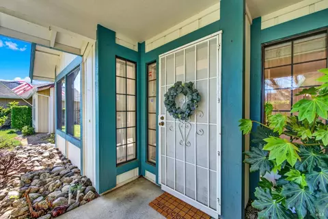 Exterior - 2249 Marshall Rd, Vacaville, CA 95687 photo 17 of 32