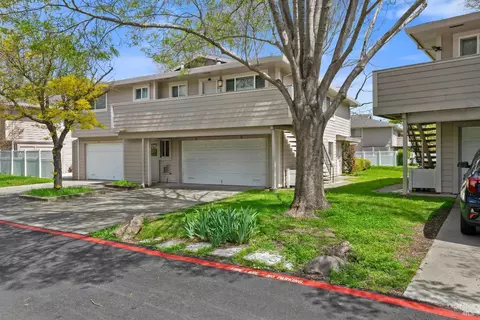 38 Lassen Ln, Novato, CA 94947