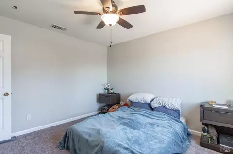 Bedroom - 1620 Fanning Ct, Dixon, CA 95620 photo 8 of 11