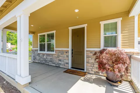 Exterior - 8732 Fehler Ln, Cotati, CA 94931 photo 3 of 8