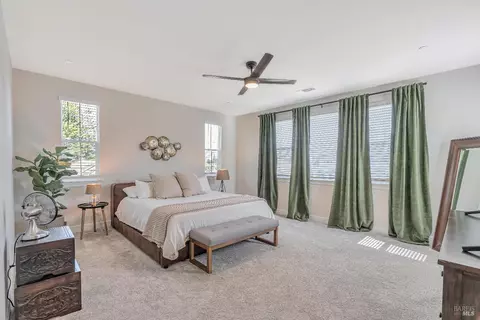 Bedroom - 8732 Fehler Ln, Cotati, CA 94931 photo 2 of 8