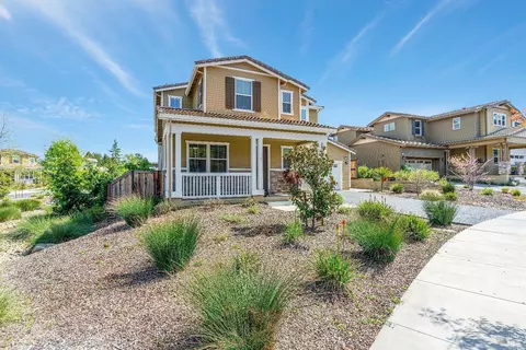 Exterior - 8732 Fehler Ln, Cotati, CA 94931 photo 2 of 8
