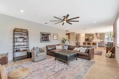 Living - 8732 Fehler Ln, Cotati, CA 94931 photo 4 of 7