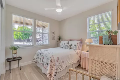 Bedroom - 8732 Fehler Ln, Cotati, CA 94931 photo 5 of 8