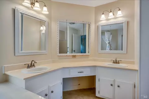710 Sequoia St, Windsor, CA 95492 photo 15