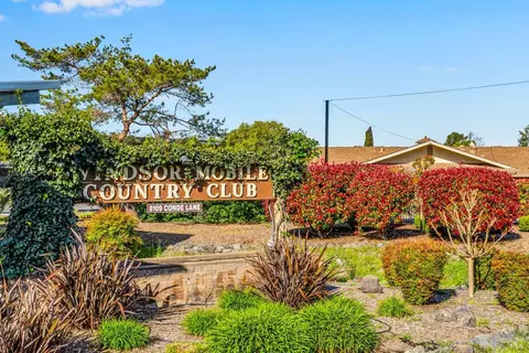 710 Sequoia St, Windsor, CA 95492