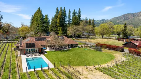 54 Hoff Rd, Santa Rosa, CA 95409 photo 2