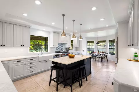 54 Hoff Rd, Santa Rosa, CA 95409 photo 9
