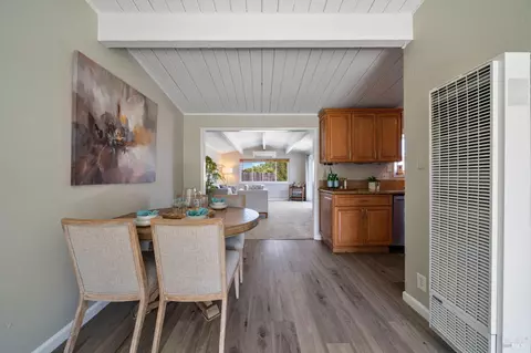 Dining - 129 Ridgewood Ct, Vallejo, CA 94591 photo 1 of 1