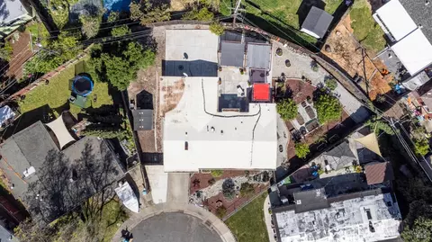 View/Area - 129 Ridgewood Ct, Vallejo, CA 94591 photo 5 of 6