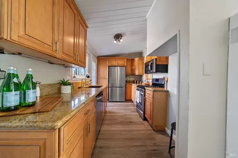 Kitchen - 129 Ridgewood Ct, Vallejo, CA 94591 photo 1 of 3