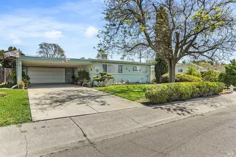 924 4 Th St, Fairfield, CA 94533