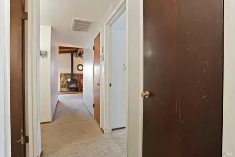 Entry Way - 924 4 Th St, Fairfield, CA 94533 photo 1 of 1