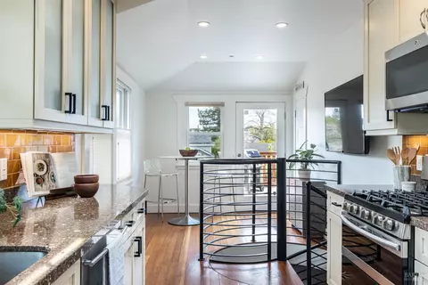 Kitchen - 340 Walnut St, Petaluma, CA 94952 photo 2 of 4