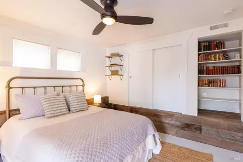Bedroom - 340 Walnut St, Petaluma, CA 94952 photo 8 of 8