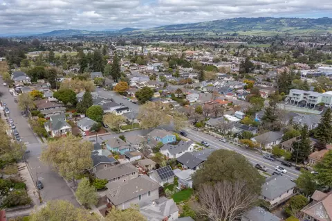 View/Area - 340 Walnut St, Petaluma, CA 94952 photo 3 of 3