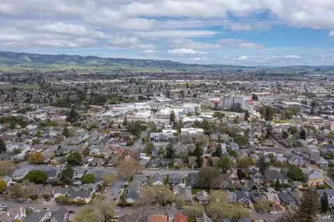 View/Area - 340 Walnut St, Petaluma, CA 94952 photo 1 of 3