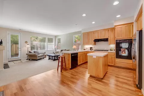 Kitchen - 1100 Mitchell Ln, Windsor, CA 95492 photo 1 of 6