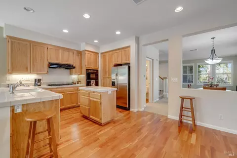 Kitchen - 1100 Mitchell Ln, Windsor, CA 95492 photo 2 of 6
