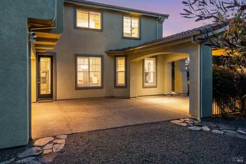 Exterior - 1100 Mitchell Ln, Windsor, CA 95492 photo 6 of 10